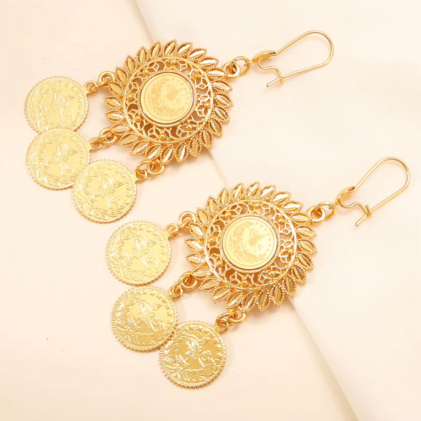 Ethnic Fashion Co In - KDE ヴィンテージボヘミアンエスニックフローラルイヤリング、金メッキトルココインファッションアクセサリー、結婚式や普段使いに最適 # 00479
