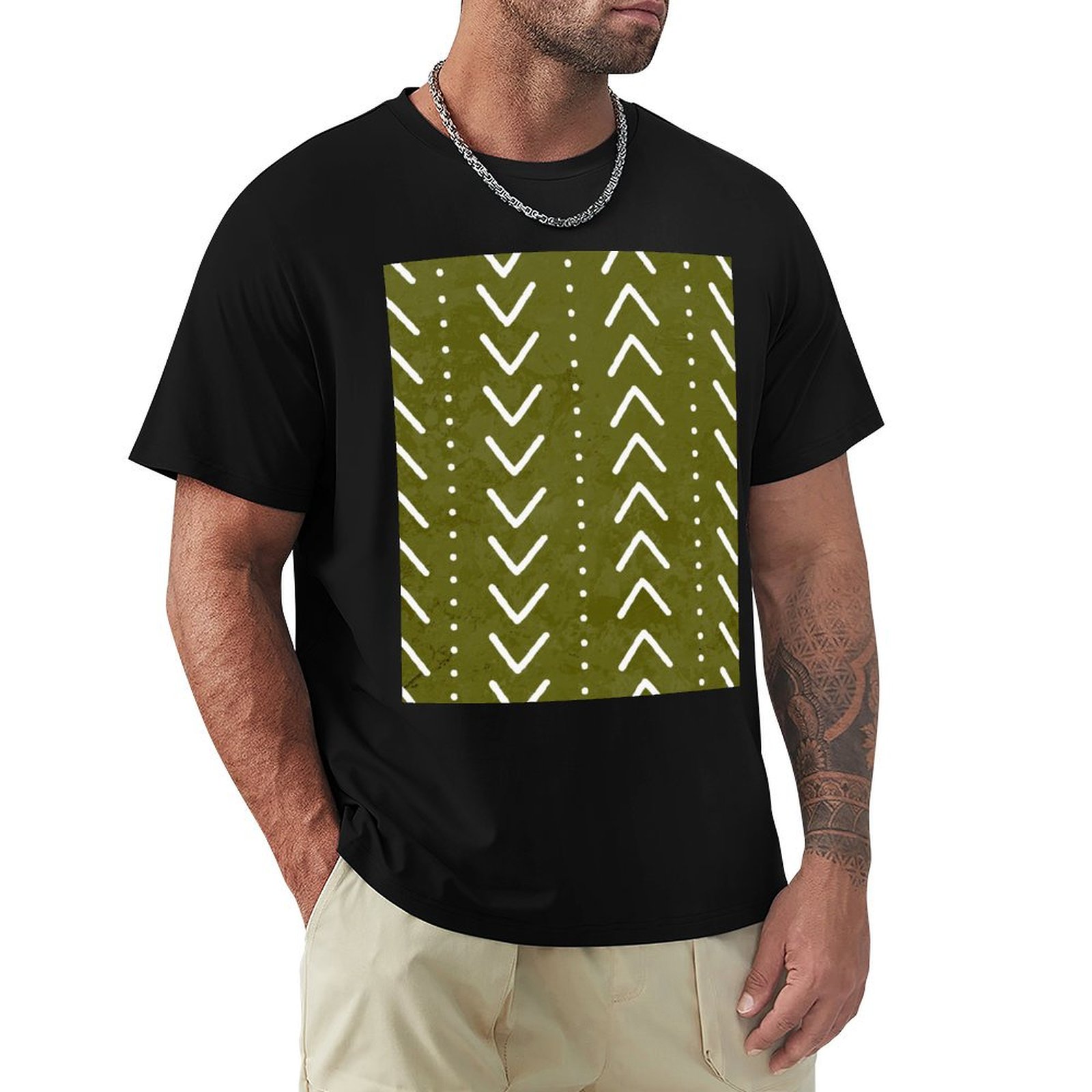 Mudcloth Print Top - オリーブグリーン マッドクロス アローズパターン Tシャツ プラスサイズ ベーシック