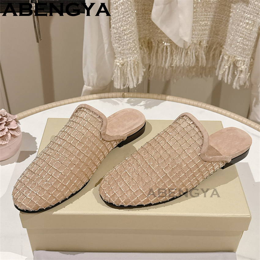光沢のあるレースメッシュラウンドトゥフラットスリッパ レディ - Ethnic And Fashion のレビューと価格