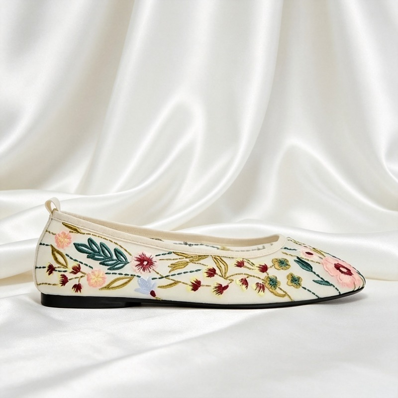 ラウンドトゥメッシュバレエフラットシューズ女性刺繍花メリージ - Women'S Ethnic Fashion Brands のレビューと価格