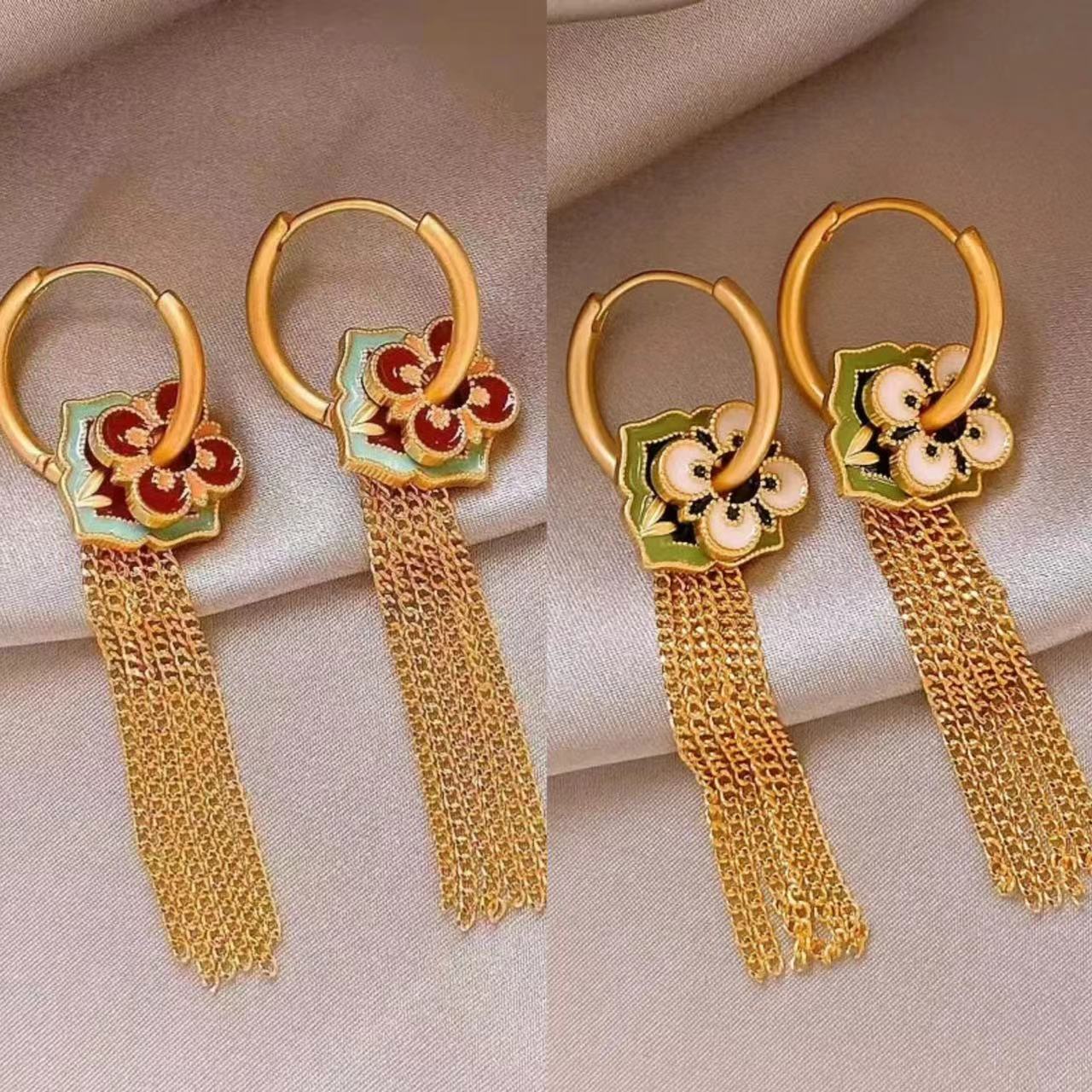 女性のための花の形をした金色のタッセルのイヤリング,エスニッ - Ethnic Fashion Way のレビューと価格